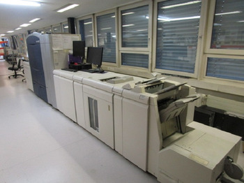 XEROX COLORPRESS 1000 / Colour 1000 mit Freeflow Printserver und Clear Toner XEROX COLORPRESS 1000 / Colour 1000 mit Freeflow Printserver und Clear Toner: صورة 5