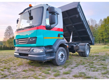 شاحنة قلاب DAF LF 55 220