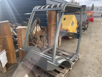 كابينة - معدات المناولة Cabine / Canopy / Rops pour Ausa: صورة 5 كابينة - معدات المناولة Cabine / Canopy / Rops pour Ausa: صورة 5