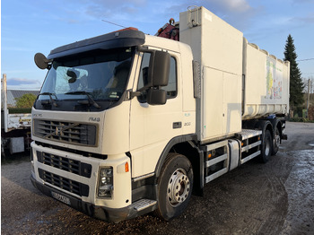شاحنة النفايات VOLVO FM9 300
