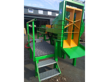 آلة تقطيع الخشب