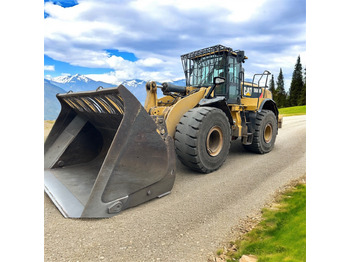 اللودر بعجل CATERPILLAR 966M