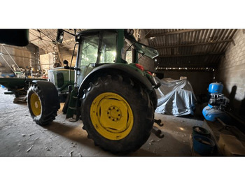 جرار JOHN DEERE 6520: صورة 3 جرار JOHN DEERE 6520: صورة 3
