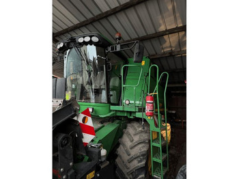 حصادة موحَّدة JOHN DEERE T560