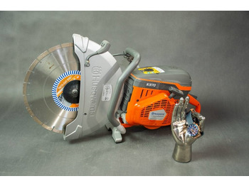 الأدوات والمعدات HUSQVARNA