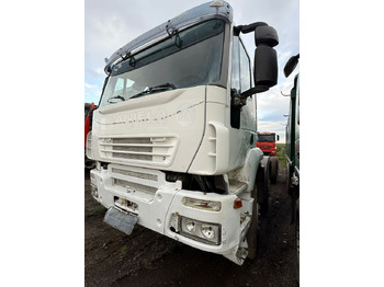 شاحنة هيكل كابينة IVECO Trakker