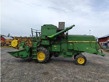 حصادة موحَّدة JOHN DEERE 925 leikkuupuimuri: صورة 2