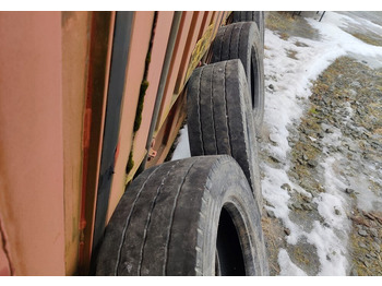 إطارات - الآلات الزراعية Renkaat 5 kpl koko 205/65R17.5: صورة 2
