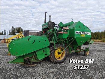 حصادة موحَّدة VOLVO