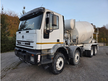 شاحنة خلاطة خرسانة IVECO EuroTrakker
