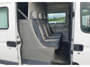 Renault Master doka* brygadówka* 7 osób* Renault Master doka* brygadówka* 7 osób*: صورة 5
