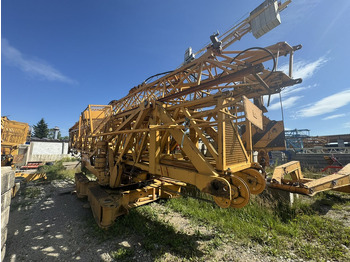 رافعة برجية LIEBHERR