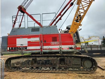 رافعة مجنزرة Liebherr HS 843 HD: صورة 2