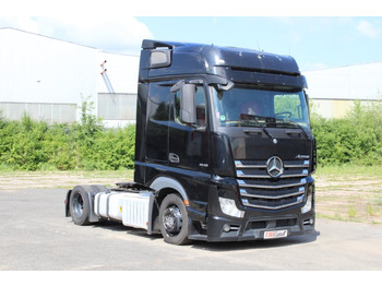 وحدة جر MERCEDES-BENZ Actros 1848