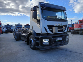 شاحنة ذات خطاف IVECO Stralis