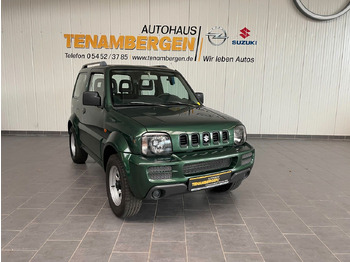 سيارة دفع رباعي SUZUKI