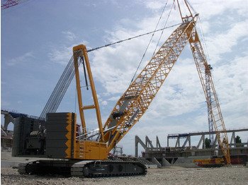رافعة مجنزرة LIEBHERR LR1300: صورة 3