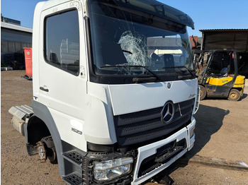الكابينة والداخلية MERCEDES-BENZ Atego