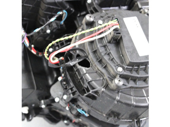 جديدة مروحة مكيف - شاحنة DAF XF106 Kachelhuis 2154534: صورة 4