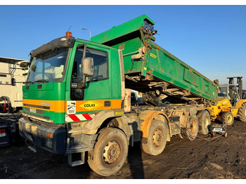 شاحنة قلاب IVECO EuroTrakker