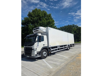شاحنة الفريزر VOLVO FM 330