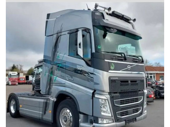 وحدة جر VOLVO FH 460