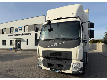 شاحنة الفريزر VOLVO FL