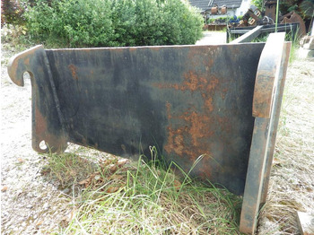 معدات السيلاج Silokamm  Kornschieber Verlängerung an  Volvo L30 / Cat 906 908: صورة 2