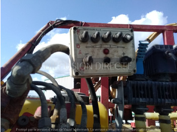 بخاخ مركب على الجرار PULJET PULVERISATEUR SPRAYTEC: صورة 5 بخاخ مركب على الجرار PULJET PULVERISATEUR SPRAYTEC: صورة 5