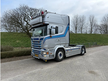 وحدة جر SCANIA R 520