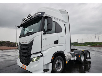وحدة جر IVECO S-WAY