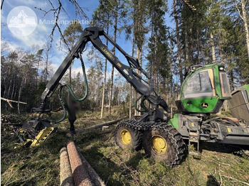 حصادة الأخشاب JOHN DEERE