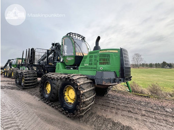 حافلة الغابات JOHN DEERE