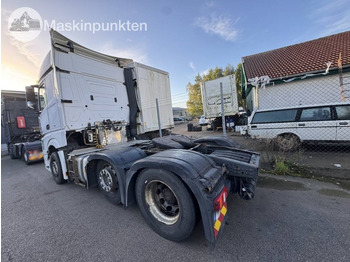 وحدة جر Mercedes-Benz Actros 963-4-D: صورة 2