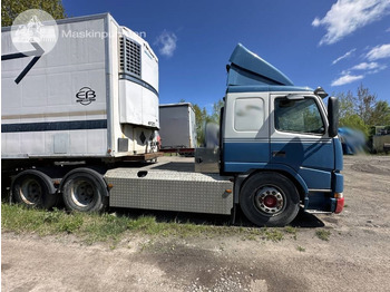 وحدة جر VOLVO FM12 380