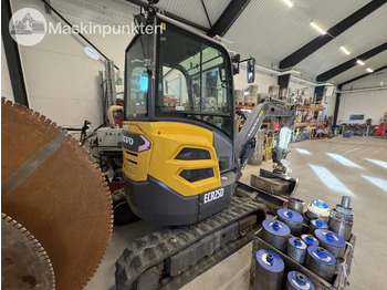 حفارة مُصَّغرة Volvo ECR 25 D: صورة 3