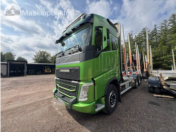 شاحنة قطع الأشجار VOLVO FH16 550