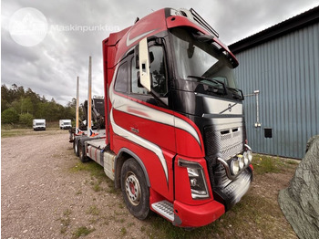 شاحنة قطع الأشجار VOLVO FH16 750