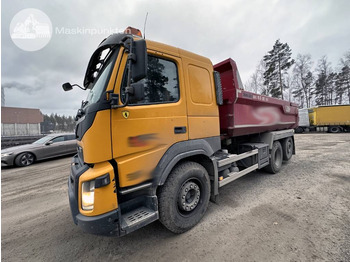 شاحنة قلاب VOLVO FMX
