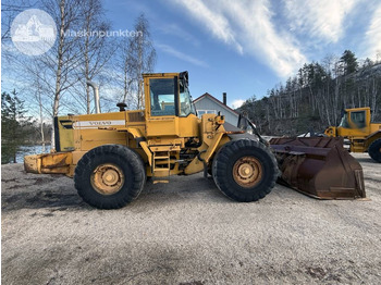 اللودر بعجل VOLVO L120C