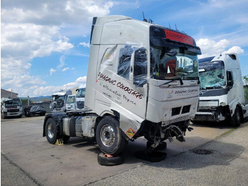 وحدة جر VOLVO FH 540