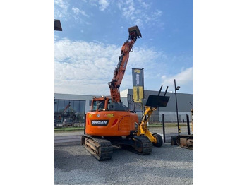 حفار زحاف DOOSAN DX140LCR-5