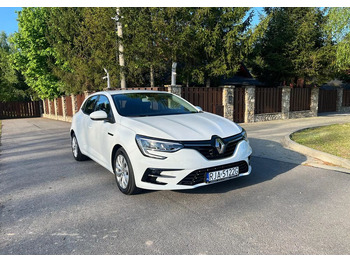 سيارة RENAULT