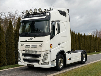 وحدة جر VOLVO FH 540