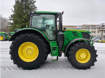 جرار John Deere 6215R: صورة 2 جرار John Deere 6215R: صورة 2