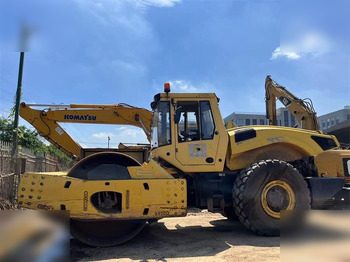 مدحلة ضاغطة BOMAG