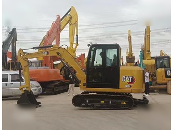 حفار زحاف CATERPILLAR 306D