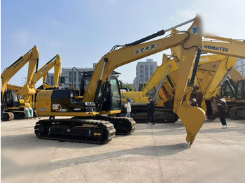 حفار زحاف CATERPILLAR 312D2