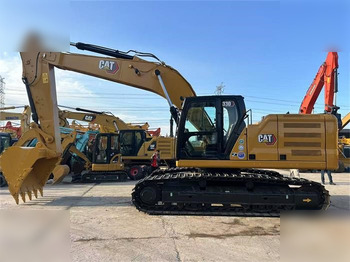 حفار زحاف CATERPILLAR 330