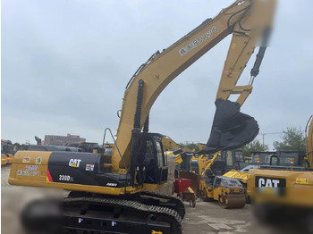 حفار زحاف CATERPILLAR 330D